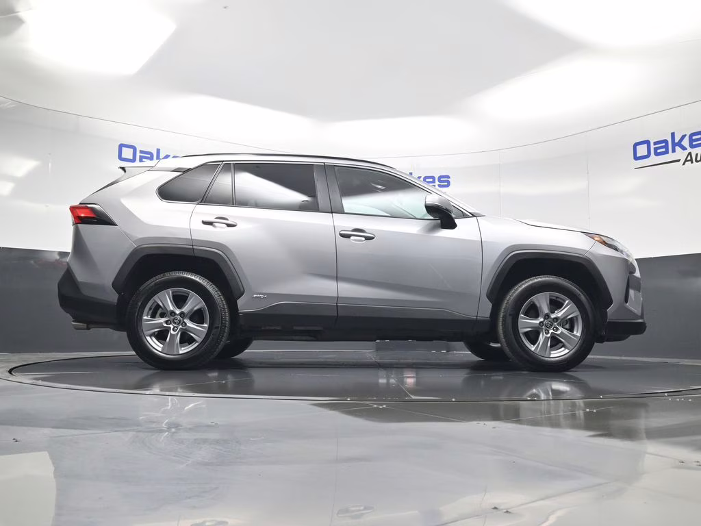 2025 Silver Sky Metallic Toyota RAV4 Hybrid XLE AWD SUV