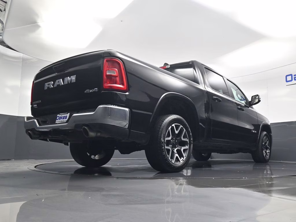 2025 Diamond Black Crystal Pearlcoat Ram 1500 Laramie 4X4 Truck