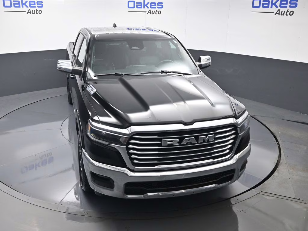 2025 Diamond Black Crystal Pearlcoat Ram 1500 Laramie 4X4 Truck