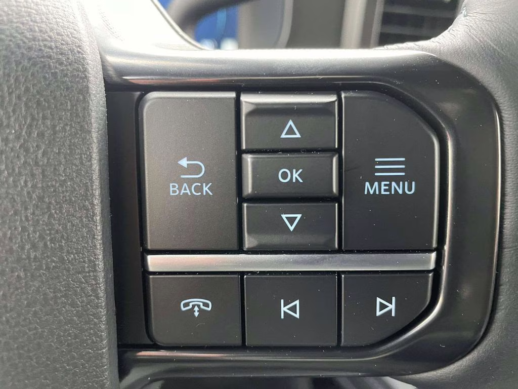 2025 White Metallic Ford Super Duty F-450 DRW Platinum 4X4 Truck