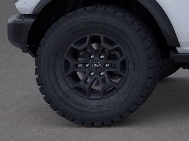 2026 Oxford White Ford Bronco Badlands 4X4 SUV