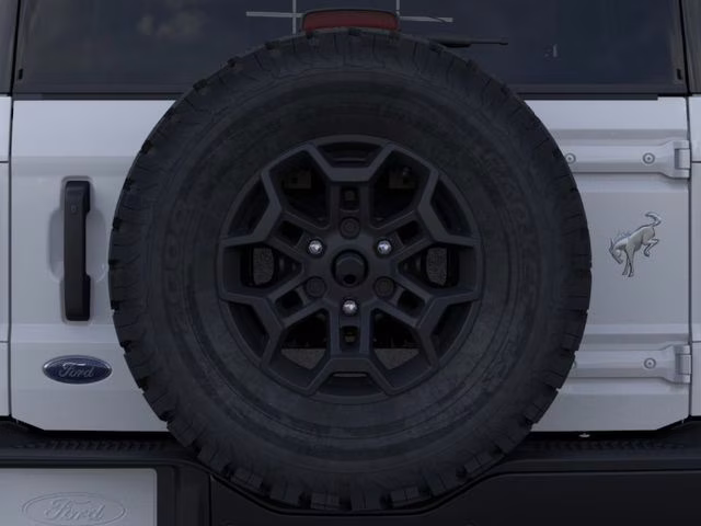 2026 Oxford White Ford Bronco Badlands 4X4 SUV