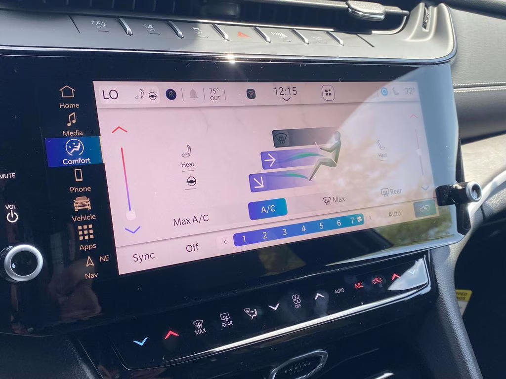 2026 Diamond Black Crystal Pearlcoat Jeep Grand Cherokee Limited RWD SUV