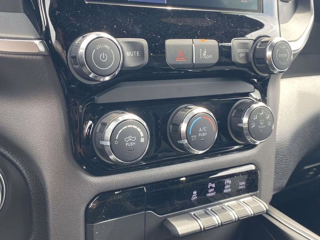 2026 Bright White Clearcoat Ram 1500 Express 4X4 Truck