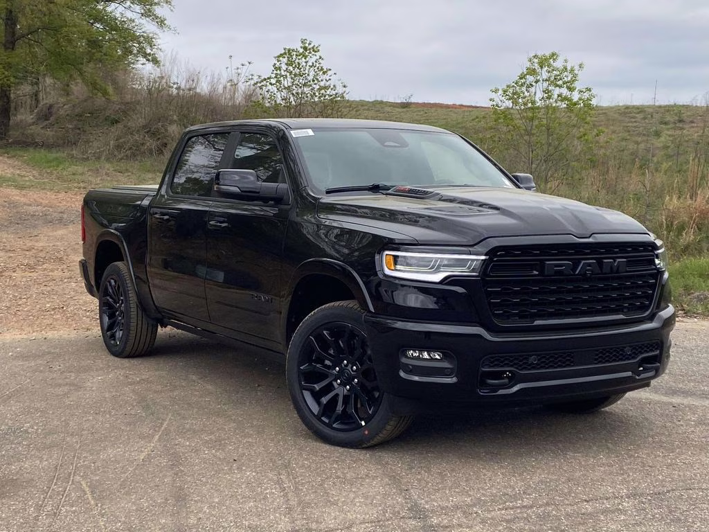 2026 Diamond Black Crystal Pearlcoat Ram 1500 Limited 4X4 Truck