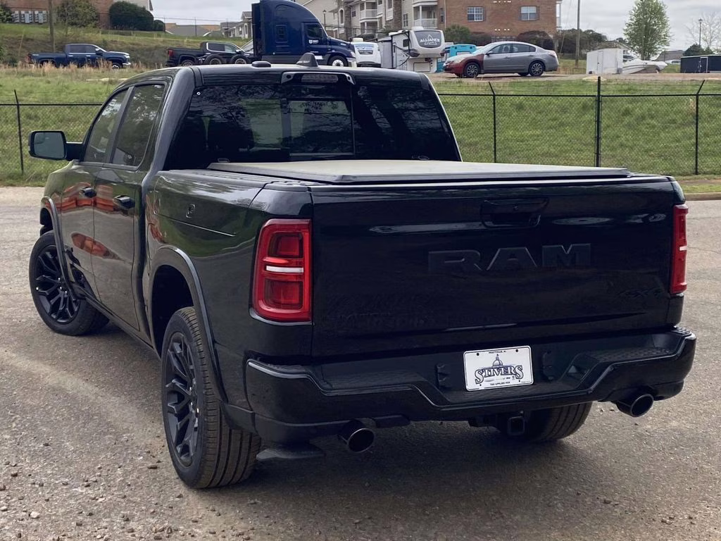 2026 Diamond Black Crystal Pearlcoat Ram 1500 Limited 4X4 Truck