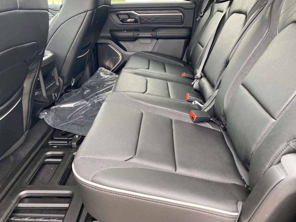 2026 Diamond Black Crystal Pearlcoat Ram 1500 Limited 4X4 Truck