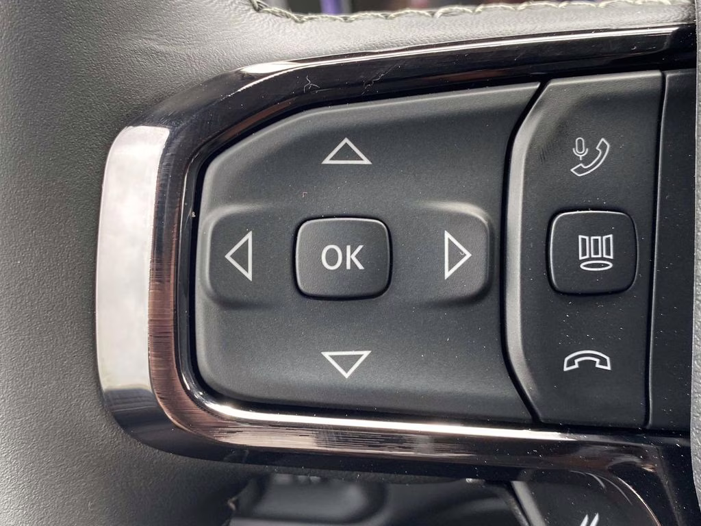 2026 Diamond Black Crystal Pearlcoat Ram 1500 Limited 4X4 Truck