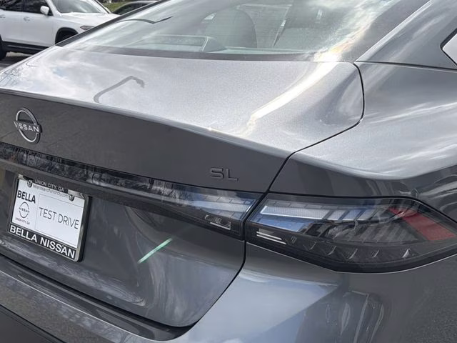 2026 Gun Metallic Nissan Sentra SL FWD Sedan