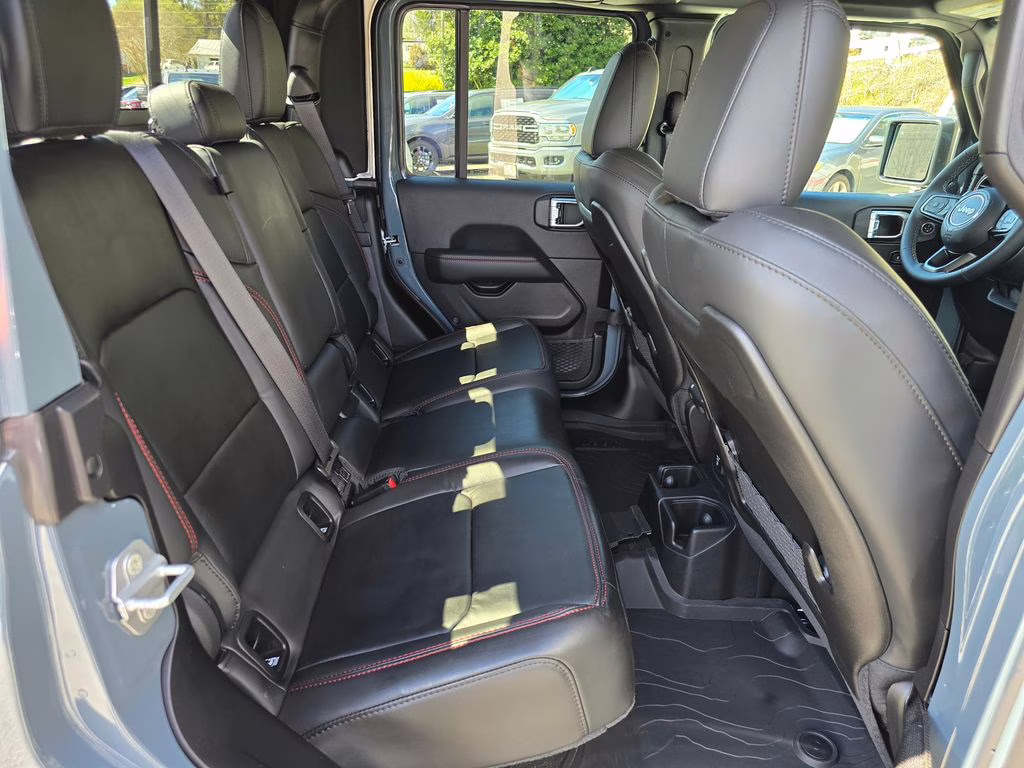 2026 Anvil Clearcoat Jeep Gladiator Rubicon 4X4 Truck