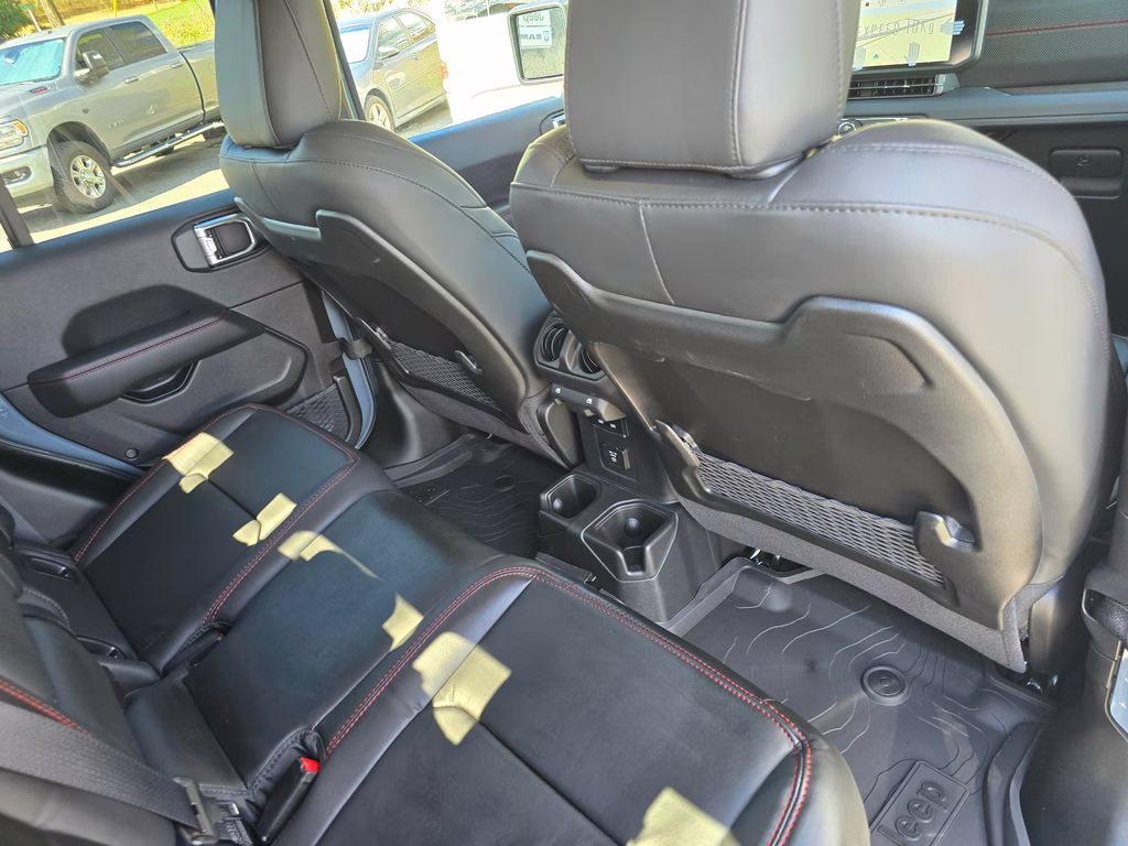 2026 Anvil Clearcoat Jeep Gladiator Rubicon 4X4 Truck