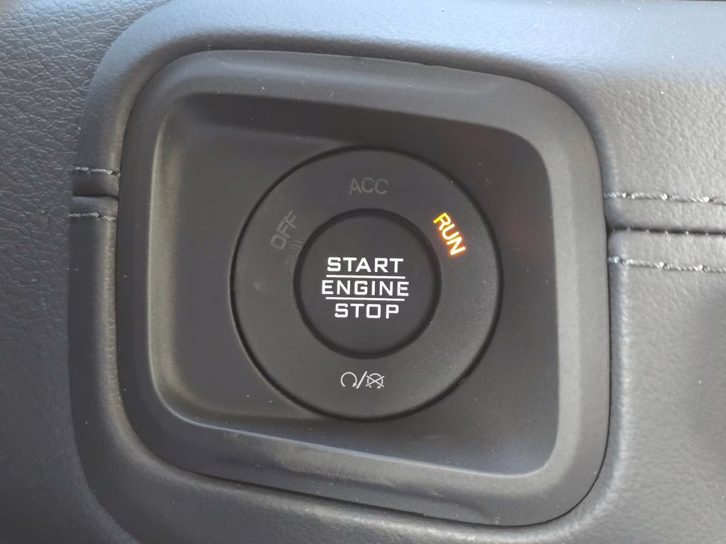 2026 Anvil Clearcoat Jeep Gladiator Rubicon 4X4 Truck