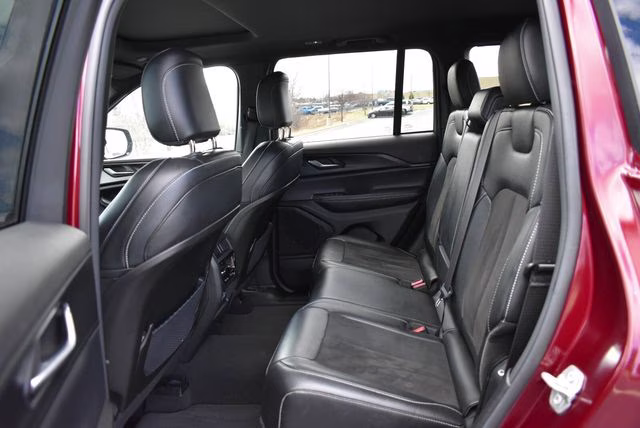 2024 Velvet Red Pearlcoat Jeep Grand Cherokee Altitude X 4X4 SUV