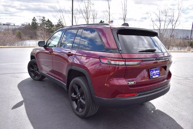 2024 Velvet Red Pearlcoat Jeep Grand Cherokee Altitude X 4X4 SUV