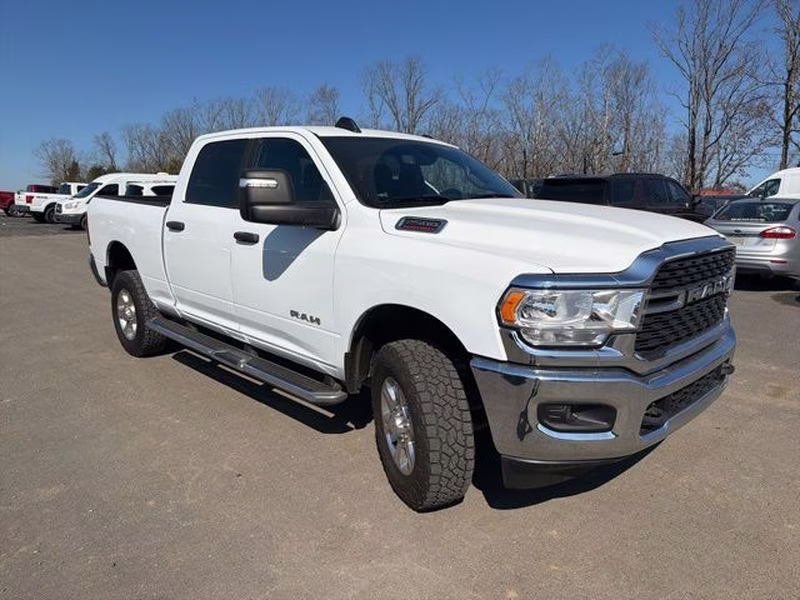2024 Bright White Clearcoat Ram 2500 Big Horn 4X4 Truck