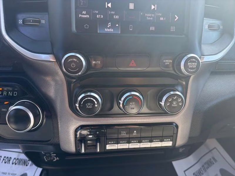 2024 Bright White Clearcoat Ram 2500 Big Horn 4X4 Truck