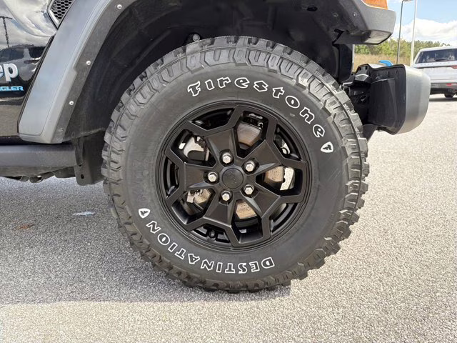 2023 Black Clearcoat Jeep Wrangler 4xe Willys 4xe 4X4 Convertible