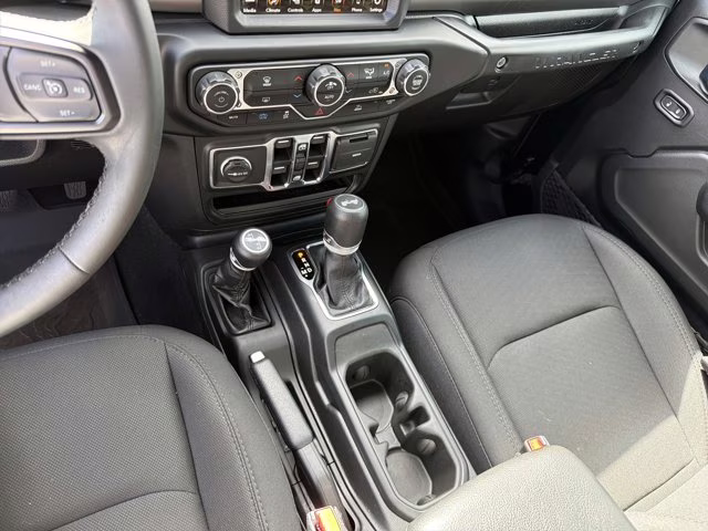 2023 Black Clearcoat Jeep Wrangler 4xe Willys 4xe 4X4 Convertible