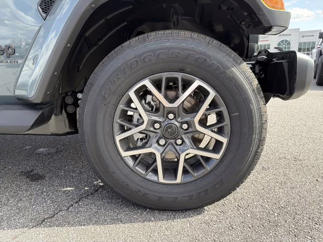 2026 Anvil Clearcoat Jeep Wrangler Sahara 4X4 Convertible