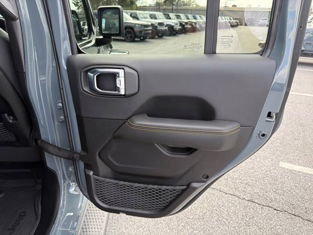 2026 Anvil Clearcoat Jeep Wrangler Sahara 4X4 Convertible