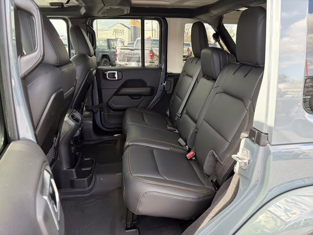 2026 Anvil Clearcoat Jeep Wrangler Sahara 4X4 Convertible