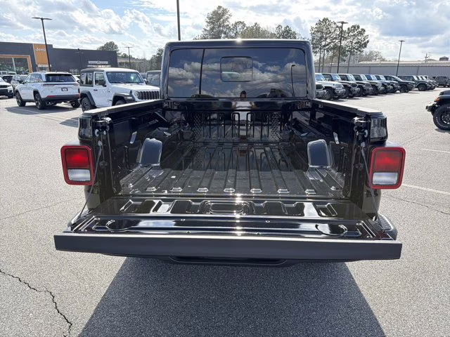 2026 Black Clearcoat Jeep Gladiator Sahara 4X4 Truck