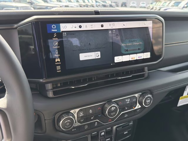 2026 Black Clearcoat Jeep Gladiator Sahara 4X4 Truck