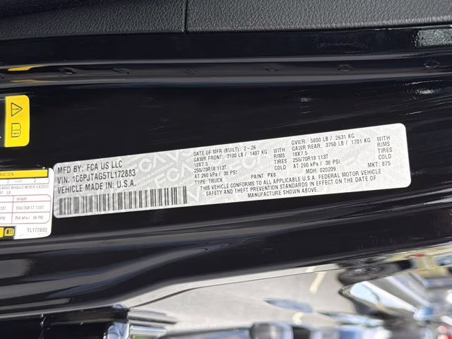 2026 Black Clearcoat Jeep Gladiator Sahara 4X4 Truck