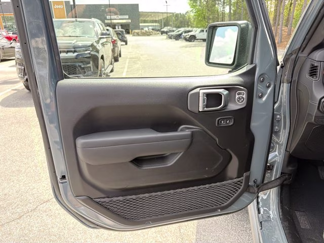 2026 Anvil Clearcoat Jeep Gladiator Mojave 4X4 Truck