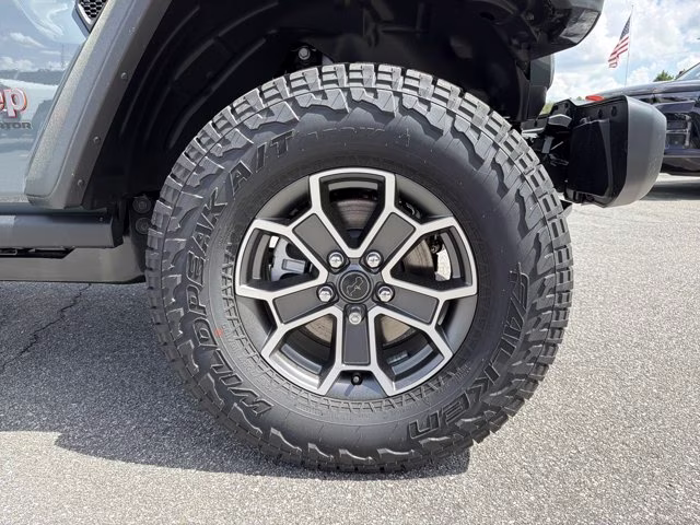 2026 Anvil Clearcoat Jeep Gladiator Mojave 4X4 Truck