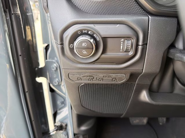 2026 Anvil Clearcoat Jeep Gladiator Mojave 4X4 Truck