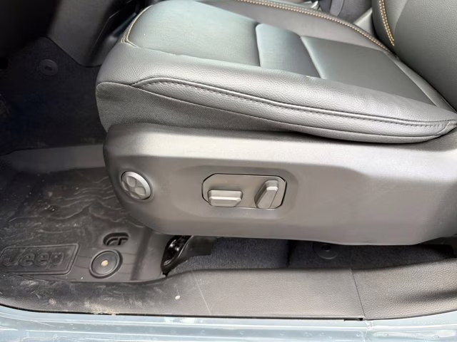 2026 Anvil Clearcoat Jeep Wrangler Sahara 4X4 Convertible