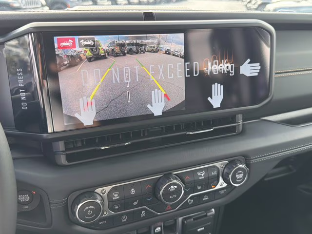 2026 Reign Jeep Wrangler Sahara 4X4 Convertible