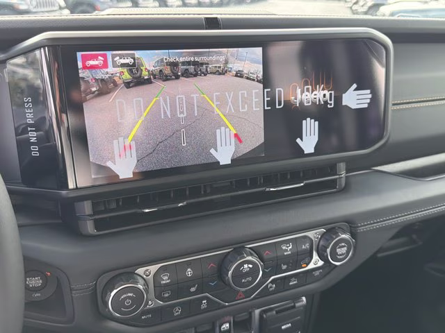 2026 Reign Jeep Wrangler Sahara 4X4 Convertible