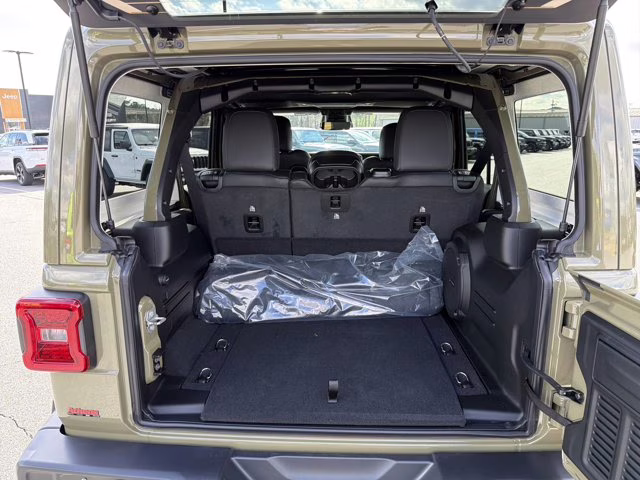 2026 41 Jeep Wrangler Sahara 4X4 Convertible