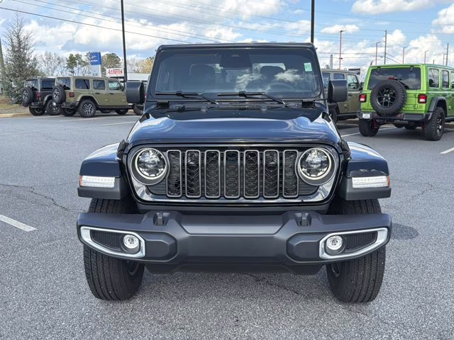 2026 Black Clearcoat Jeep Gladiator Sahara 4X4 Truck