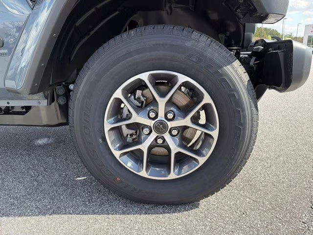 2026 Anvil Clearcoat Jeep Gladiator Sport S 4X4 Truck