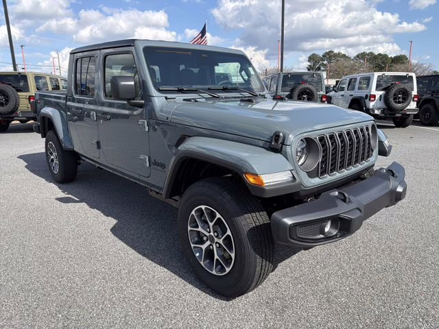 2026 Anvil Clearcoat Jeep Gladiator Sport S 4X4 Truck