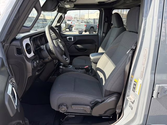 2026 Anvil Clearcoat Jeep Gladiator Sport S 4X4 Truck