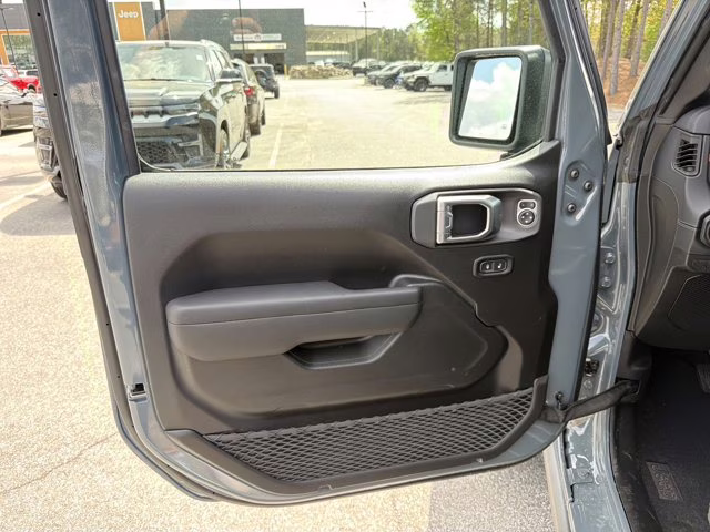 2026 Anvil Clearcoat Jeep Gladiator Mojave 4X4 Truck