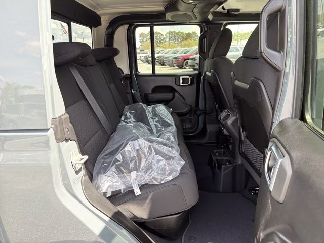 2026 Anvil Clearcoat Jeep Gladiator Mojave 4X4 Truck