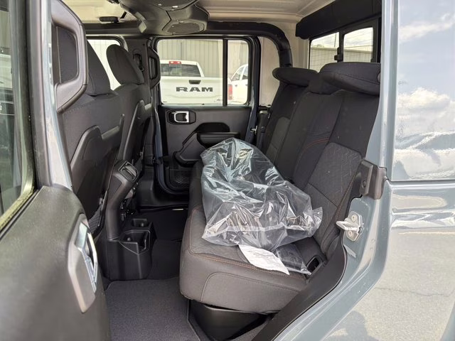 2026 Anvil Clearcoat Jeep Gladiator Mojave 4X4 Truck