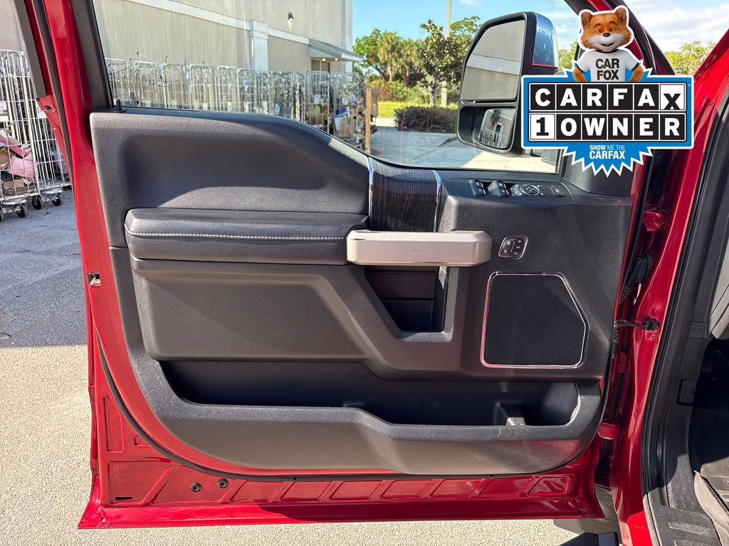 2021 Red Metallic Ford Super Duty F-350 SRW Lariat 4X4 Truck
