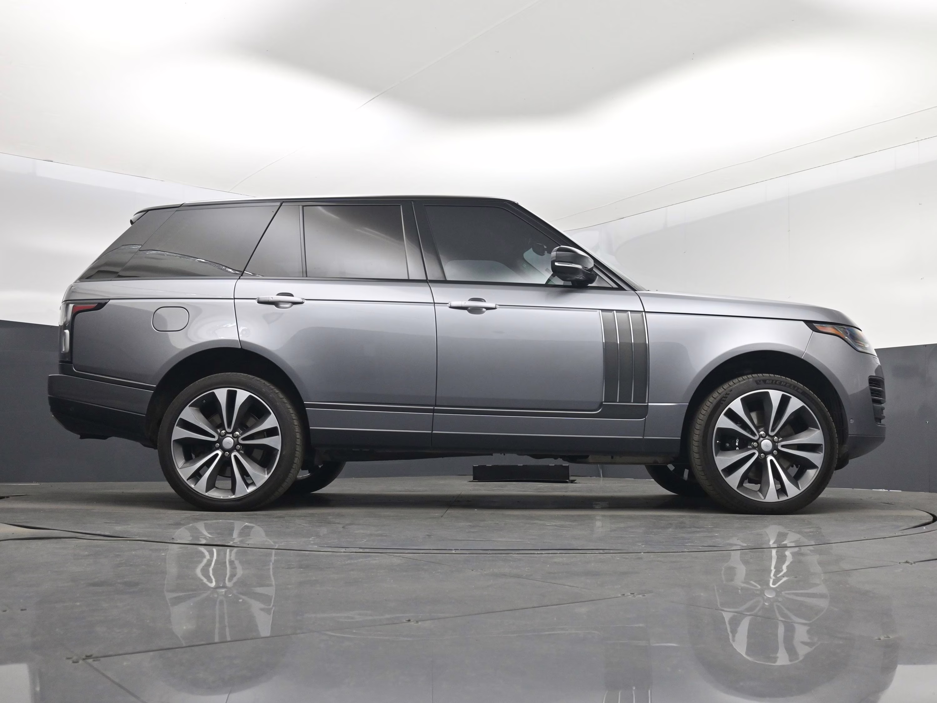 2021 Gray Land Rover Range Rover SVAutobiography 4X4 SUV