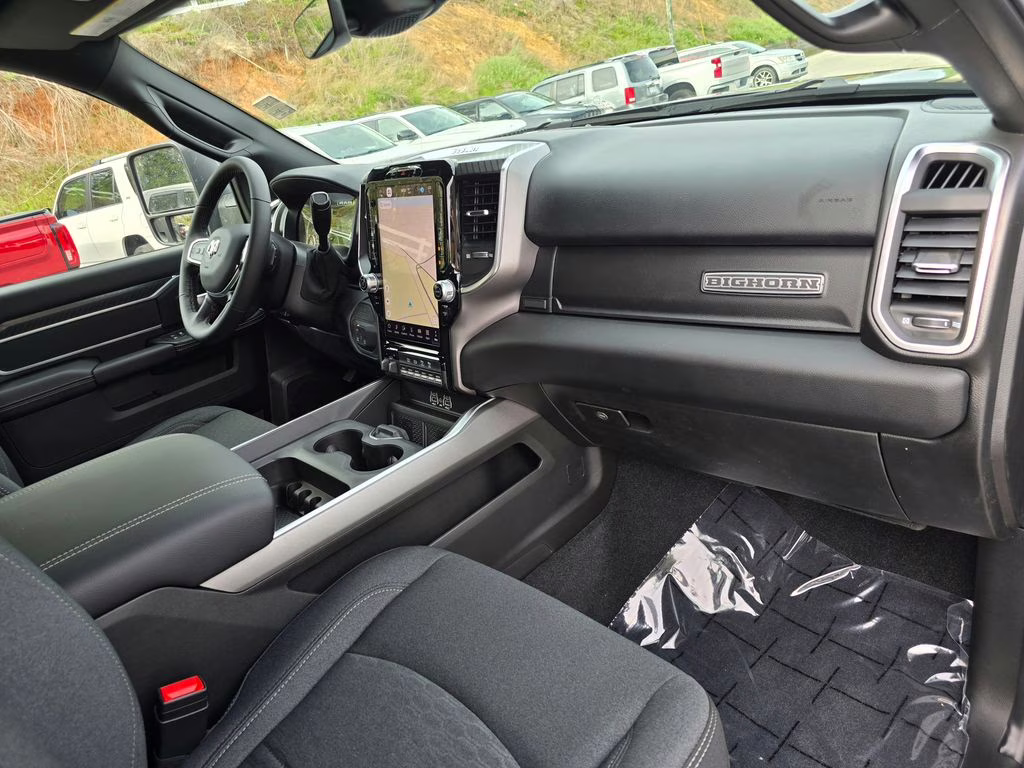 2026 Diamond Black Crystal Pearlcoat Ram 3500 Big Horn 4X4 Truck