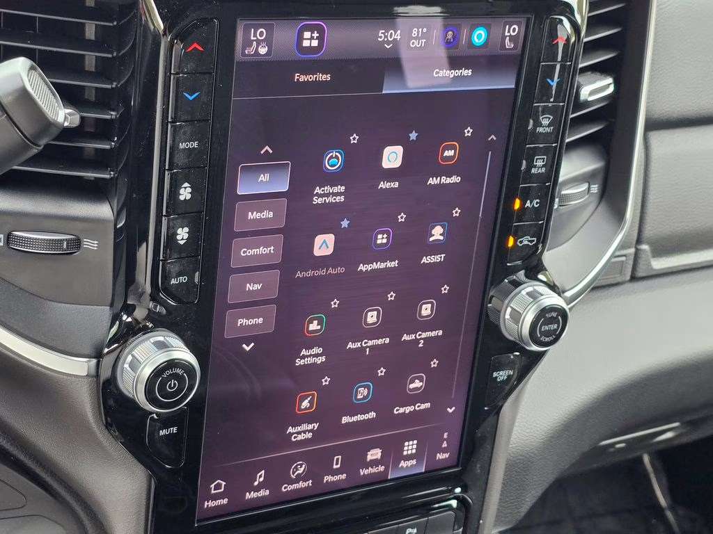 2026 Diamond Black Crystal Pearlcoat Ram 3500 Big Horn 4X4 Truck