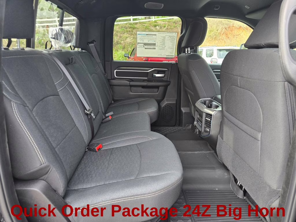 2026 Diamond Black Crystal Pearlcoat Ram 3500 Big Horn 4X4 Truck