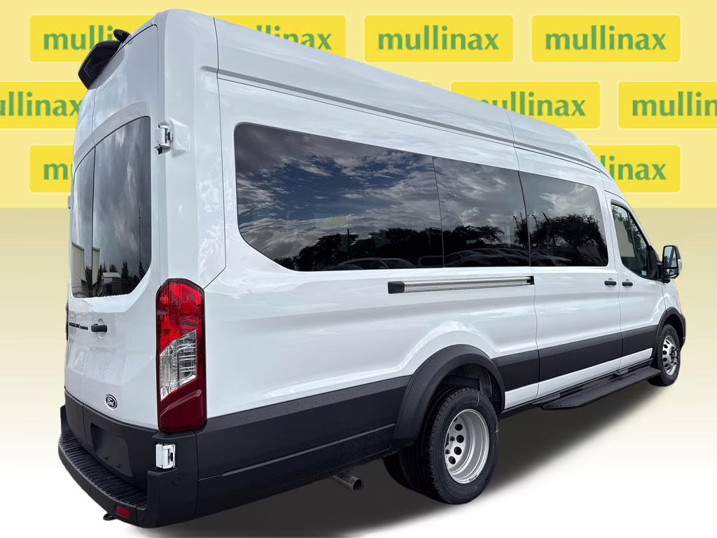 2026 Oxford White Ford Transit-350 XL RWD Crossover