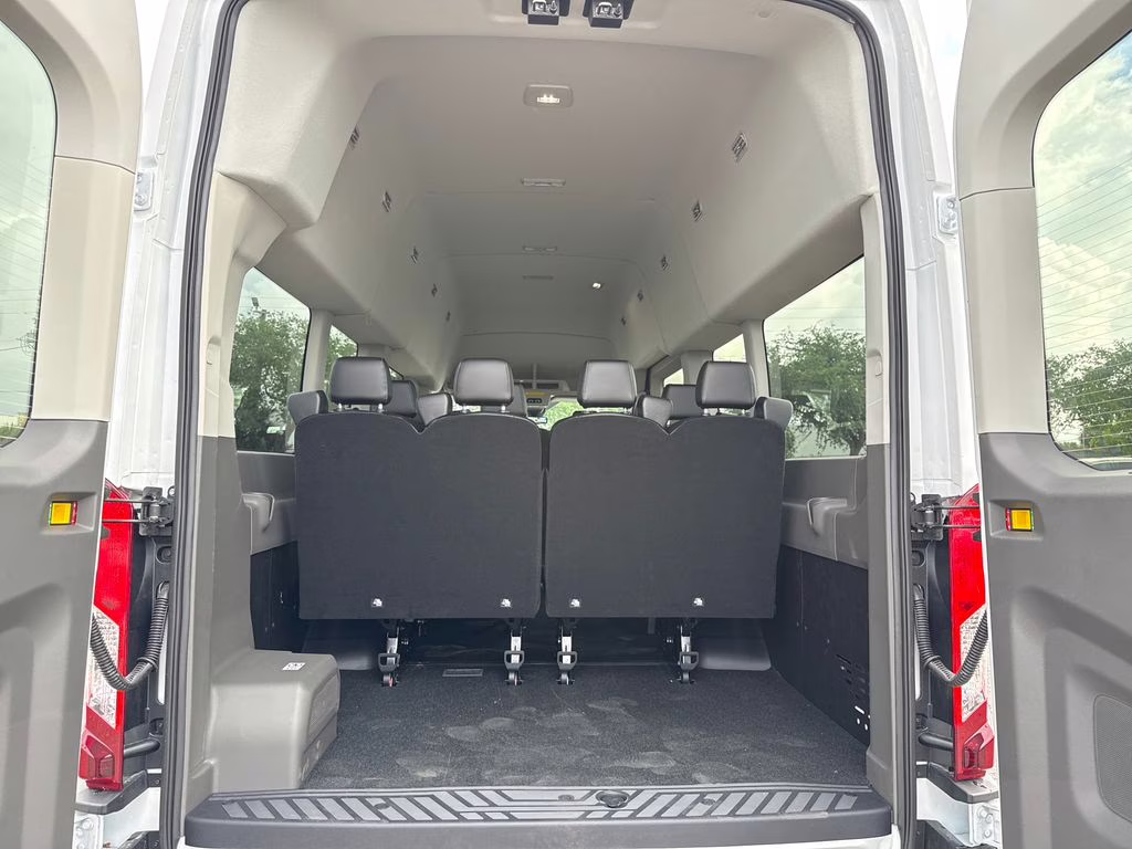 2026 Oxford White Ford Transit-350 XL RWD Crossover