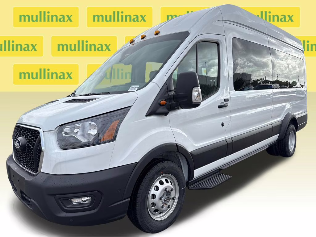 2026 Oxford White Ford Transit-350 XL RWD Crossover